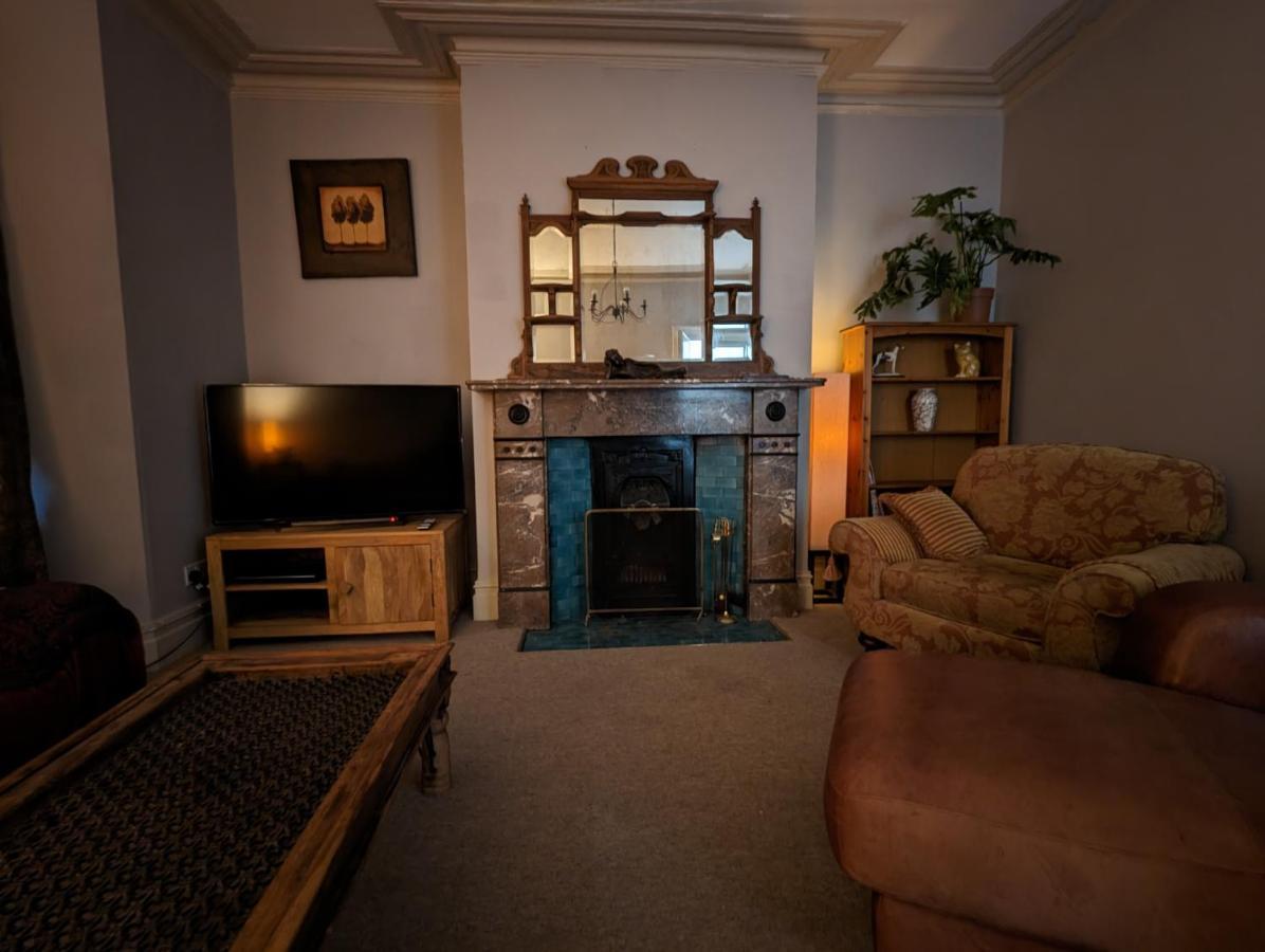5 Bed Terraced Family Home Bristol + Parking Zewnętrze zdjęcie